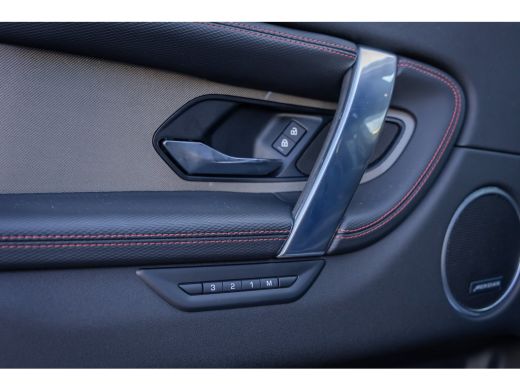 Land Rover Discovery Sport P300e 1.5 R-Dynamic SE | Trekhaak | Meridian audio | Camera | Cruise adaptief | Leder | Elec.stoe... ActivLease financial lease