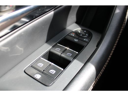 Mazda CX-60 2.5 e-SkyActiv PHEV Exclusive-Line | Cruise control adaptief met Stop&Go en stuurhulp | Dodehoekd... ActivLease financial lease