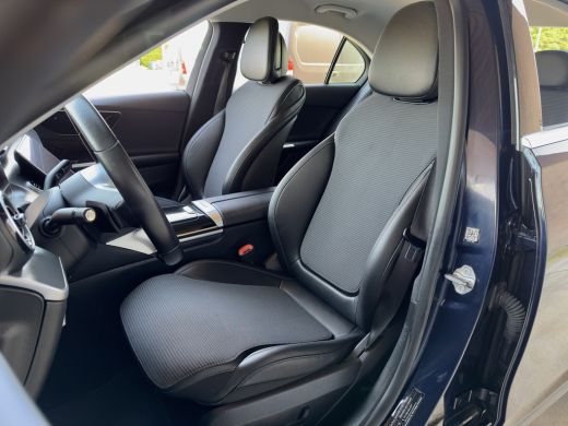 Mercedes-Benz C-Klasse 300 e AUT9 LUXURY LINE LEDER NAVI CAMERA DIGI-DASH APPLE-CARPLAY LED LMV PDC ActivLease financial lease