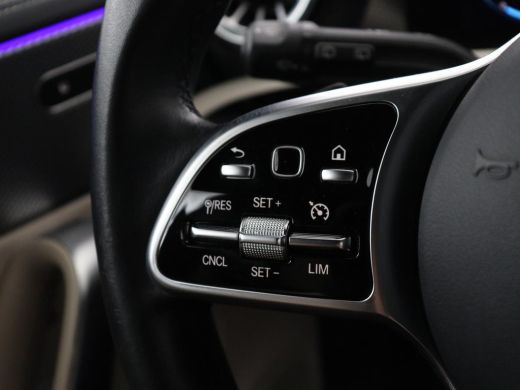 Mercedes-Benz CLA Shooting Brake 180 Business Solution Luxury | Leder | Trekhaak | Stoelverwarming | Camera | Wides... ActivLease financial lease