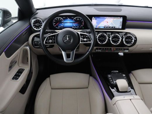 Mercedes-Benz CLA Shooting Brake 180 Business Solution Luxury | Leder | Trekhaak | Stoelverwarming | Camera | Wides... ActivLease financial lease