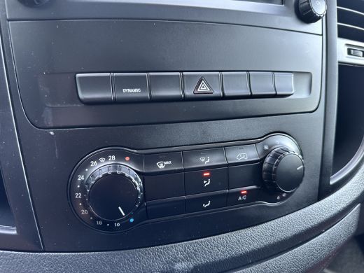 Mercedes-Benz eVito 66 kWh / FULL ELECTRIC / SOH 93% / L2H1 / 43.007 KM / INRICHTING / 1e EIG. / CAMERA / 3-ZITS / CR... ActivLease financial lease
