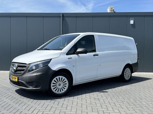 Mercedes-Benz eVito 66 kWh / FULL ELECTRIC / SOH 93% / L2H1 / 43.007 KM / INRICHTING / 1e EIG. / CAMERA / 3-ZITS / CR... ActivLease financial lease