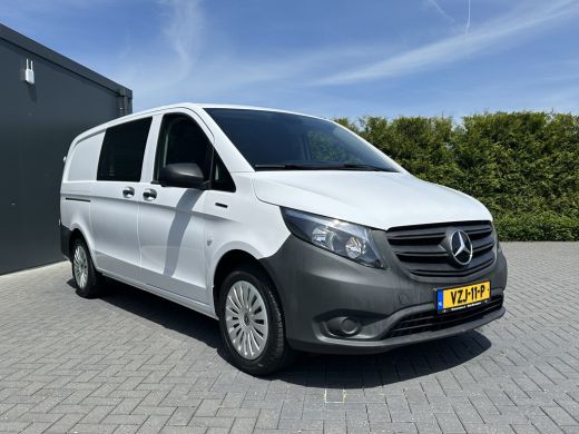 Mercedes-Benz eVito 66 kWh / FULL ELECTRIC / SOH 93% / L2H1 / 43.007 KM / INRICHTING / 1e EIG. / CAMERA / 3-ZITS / CR... ActivLease financial lease