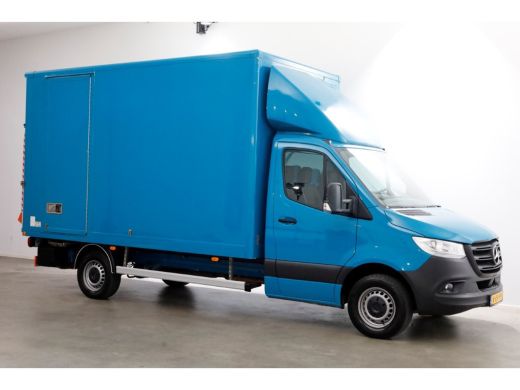 Mercedes-Benz Sprinter 315 CDI 150pk 9G Automaat Bakwagen met laadklep en zijdeur H235cm 12-2022 ActivLease financial lease
