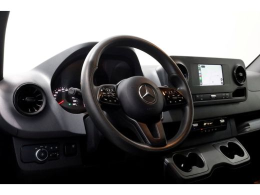 Mercedes-Benz Sprinter 315 CDI 150pk 9G Automaat Bakwagen met laadklep en zijdeur H235cm 12-2022 ActivLease financial lease
