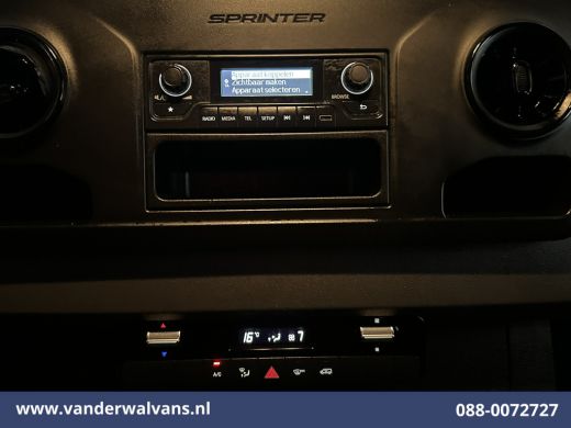 Mercedes-Benz Sprinter 315 CDI 150pk L2H2 Euro6 Airco | Camera | Sidebars Bijrijdersbank ActivLease financial lease
