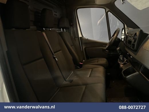 Mercedes-Benz Sprinter 315 CDI 150pk L2H2 Euro6 Airco | Camera | Sidebars Bijrijdersbank ActivLease financial lease