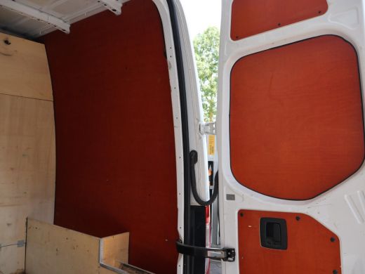 Mercedes-Benz Sprinter 316 2.2 CDI 163 PK AUT. L2H2 + 2 SCHUIFDEUREN | BREEDBEELD MBUX | TREKHAAK | CAMERA ActivLease financial lease