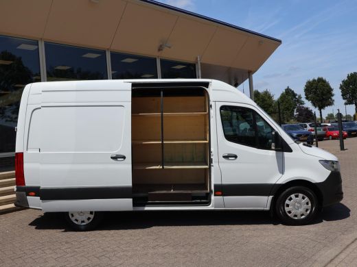 Mercedes-Benz Sprinter 316 2.2 CDI 163 PK AUT. L2H2 + 2 SCHUIFDEUREN | BREEDBEELD MBUX | TREKHAAK | CAMERA ActivLease financial lease