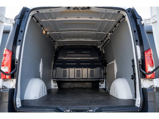 Mercedes-Benz Vito 116 CDI L2H1 | 163 PK | Cruise | PDC | Airco | Trekhaak ActivLease financial lease