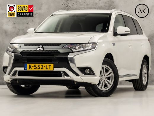Mitsubishi Outlander Sport 2.4 PHEV Sport 225Pk Automaat (APPLE CARPLAY, 1e EIGENAAR, NAVIGATIE, CAMERA, GETINT GLAS, STOELV...