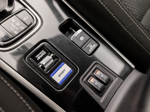 Mitsubishi Outlander Sport 2.4 PHEV Sport 225Pk Automaat (APPLE CARPLAY, 1e EIGENAAR, NAVIGATIE, CAMERA, GETINT GLAS, STOELV... ActivLease financial lease