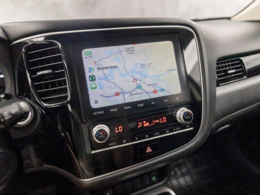 Mitsubishi Outlander Sport 2.4 PHEV Sport 225Pk Automaat (APPLE CARPLAY, 1e EIGENAAR, NAVIGATIE, CAMERA, GETINT GLAS, STOELV... ActivLease financial lease