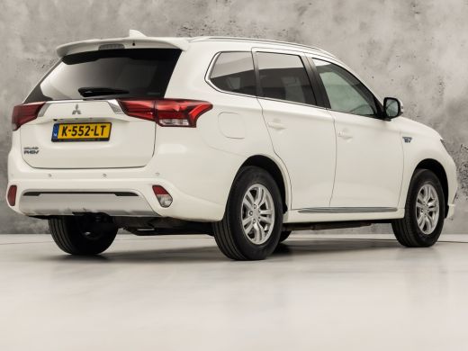 Mitsubishi Outlander Sport 2.4 PHEV Sport 225Pk Automaat (APPLE CARPLAY, 1e EIGENAAR, NAVIGATIE, CAMERA, GETINT GLAS, STOELV... ActivLease financial lease