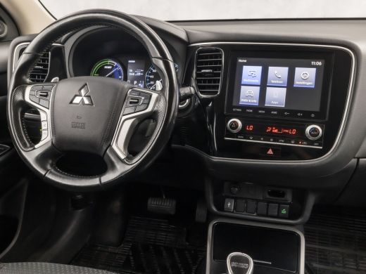 Mitsubishi Outlander Sport 2.4 PHEV Sport 225Pk Automaat (APPLE CARPLAY, 1e EIGENAAR, NAVIGATIE, CAMERA, GETINT GLAS, STOELV... ActivLease financial lease