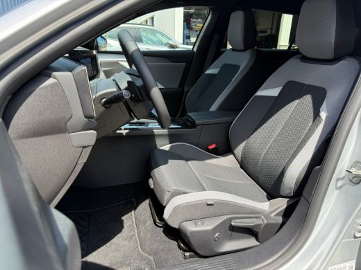 Opel Astra Sports Tourer 1.2 Turbo Hybrid Business Edition Trekhaak afneembaar | Keyless | Achteruitrij came... ActivLease financial lease