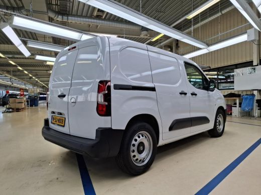 Opel Combo-e 50kWh 136 PK | WARMTEPOMP | STOEL + STUUR VERWARMING | VERWARMDE VOORRUIT | BETIMMERING | LED | ActivLease financial lease