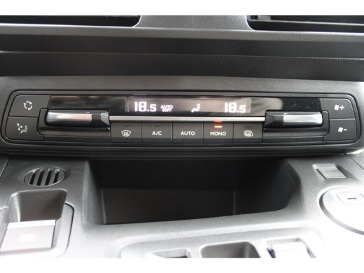 Opel Combo-e 50kWh 136 PK | WARMTEPOMP | STOEL + STUUR VERWARMING | VERWARMDE VOORRUIT | BETIMMERING | LED | ActivLease financial lease
