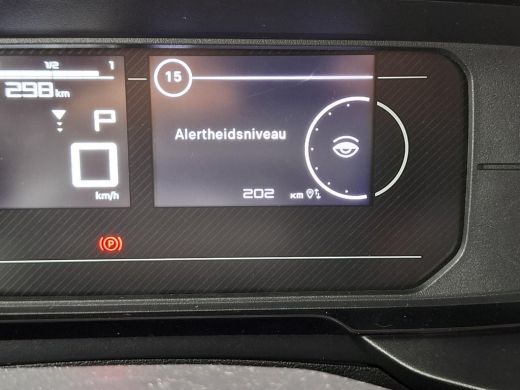 Opel Combo-e 50kWh 136 PK | WARMTEPOMP | STOEL + STUUR VERWARMING | VERWARMDE VOORRUIT | BETIMMERING | LED | ActivLease financial lease