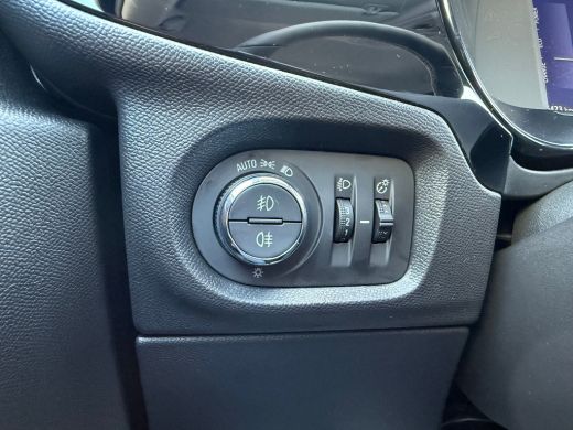 Opel Corsa 1.2 110PK Hybrid Edition Automaat | PARKEERSENSOREN V&A| STOELVERWARMING| CAMERA ACHTER| AIRCO| C... ActivLease financial lease