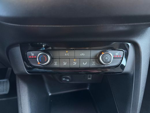 Opel Corsa 1.2 110PK Hybrid Edition Automaat | PARKEERSENSOREN V&A| STOELVERWARMING| CAMERA ACHTER| AIRCO| C... ActivLease financial lease