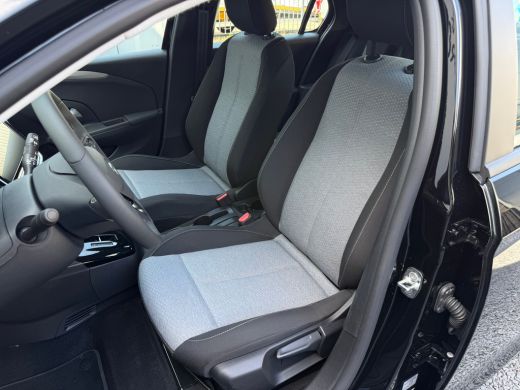 Opel Corsa 1.2 110PK Hybrid Edition Automaat | PARKEERSENSOREN V&A| STOELVERWARMING| CAMERA ACHTER| AIRCO| C... ActivLease financial lease