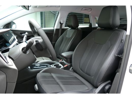 Opel Grandland 1.2 TURBO 130PK GS LINE AUTOMAAT / CAMERA / 18" LMV / LED / STUUR-STOELVERWARMING / NAVI / CLIMA ... ActivLease financial lease
