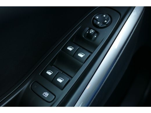 Opel Grandland 1.2 TURBO 130PK GS LINE AUTOMAAT / CAMERA / 18" LMV / LED / STUUR-STOELVERWARMING / NAVI / CLIMA ... ActivLease financial lease