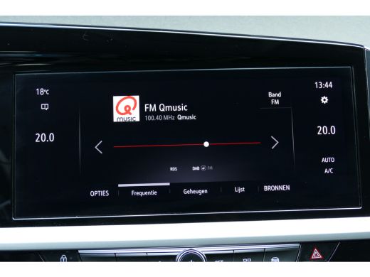 Opel Grandland 1.2 TURBO 130PK GS LINE AUTOMAAT / CAMERA / 18" LMV / LED / STUUR-STOELVERWARMING / NAVI / CLIMA ... ActivLease financial lease