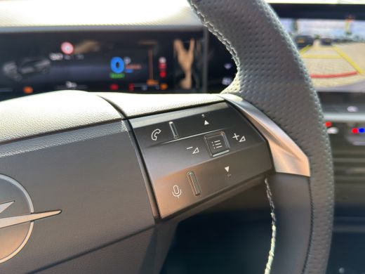 Opel Grandland 1.6 Turbo Plug-in-Hybrid Business Edition 8 Jaar Garantie * | Trekhaak | Panoramadak | Technology... ActivLease financial lease