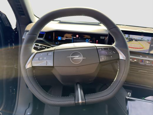 Opel Grandland 1.6 Turbo Plug-in-Hybrid Business Edition 8 Jaar Garantie * | Trekhaak | Panoramadak | Technology... ActivLease financial lease