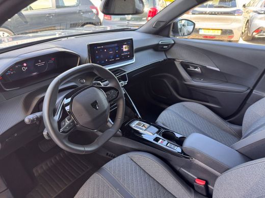 Peugeot 2008 1.2 Hybrid 136PK Allure Automaat | Camera Voor + Achter | Navigatie | Apple Carplay / Android Aut... ActivLease financial lease
