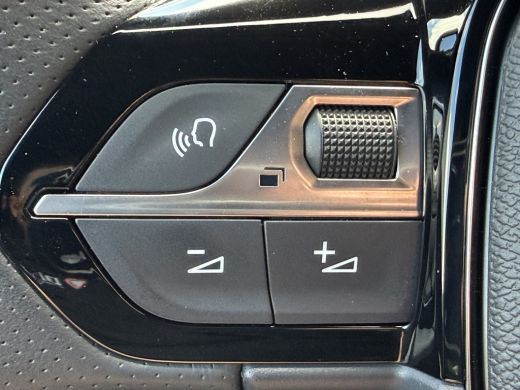 Peugeot 2008 145pk Hybrid GT (360gr Camera - Keyless Entry - LED - Parkeersensoren V+A - Adaptieve Cruise Cont... ActivLease financial lease