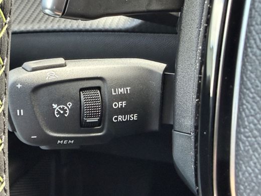 Peugeot 2008 145pk Hybrid GT (360gr Camera - Keyless Entry - LED - Parkeersensoren V+A - Adaptieve Cruise Cont... ActivLease financial lease
