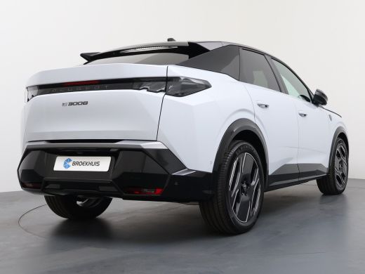 Peugeot e-3008 | Voorraad Voordeel &euro; 6700 | GT Exclusive | Adaptieve cruise control met Stop&Go functie | Elektr... ActivLease financial lease