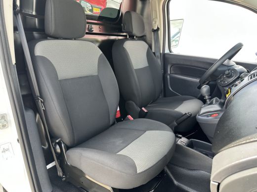Renault Kangoo 1.5 dCi E6 / L1H1 / 1e EIGENAAR / TREKHAAK / NAVI / CRUISE / AIRCO / ACHTERDEUREN MET RUIT ActivLease financial lease