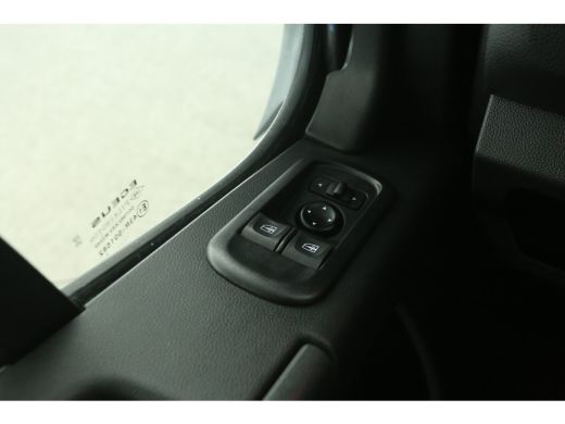 Renault Master 2.3 dCi 165PK | Bakwagen | Laadklep | Laadbak | Airco | Camera | 3 Zits ActivLease financial lease