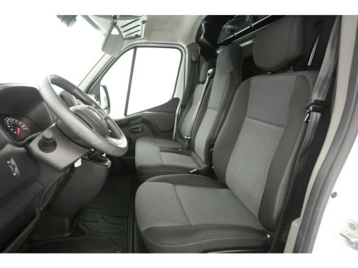 Renault Master 2.3 L2H2 | Airco | 3 Zits | Trekhaak | Parkeersens. | Elektrpakket ActivLease financial lease