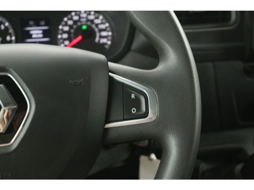 Renault Master T35 2.3 dCi 180PK L2H2 | Airco | Cruise | Camera | 3 Zits | Navi | Trekhaak | Imperiaal ActivLease financial lease
