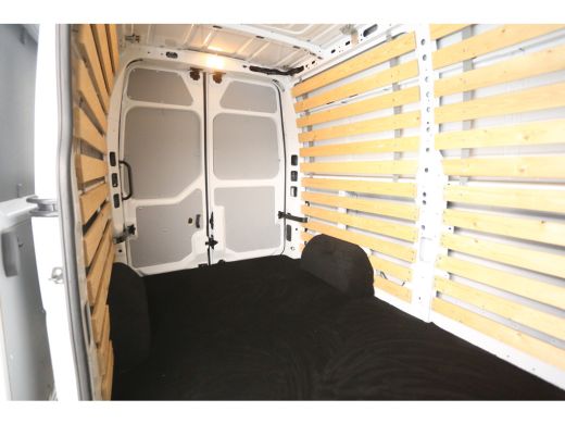 Renault Master T35 2.3 dCi 180PK L2H2 | Airco | Cruise | Camera | 3 Zits | Navi | Trekhaak | Imperiaal ActivLease financial lease