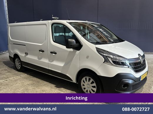 Renault Trafic 2.0 dCi 120pk L2H1 inrichting Euro6 Airco | Navigatie | Camera | LED | Trekhaak Cruisecontrol, Pa... ActivLease financial lease