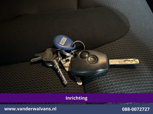 Renault Trafic 2.0 dCi 120pk L2H1 inrichting Euro6 Airco | Navigatie | Camera | LED | Trekhaak Cruisecontrol, Pa... ActivLease financial lease