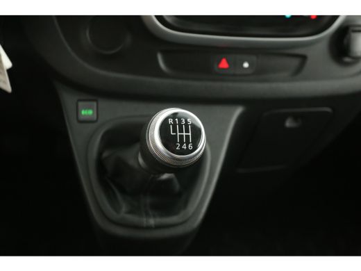 Renault Trafic 2.0 DCI L2H1 | Airco | Cruise | Camera | Carplay | 3 Zits | Trekhaak ActivLease financial lease