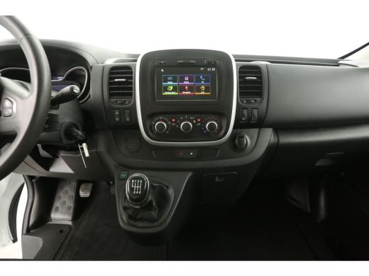 Renault Trafic 2.0 dCi T29 L2H1 | Airco | Cruise | Camera | Trekhaak | 3 Zits | 2xSchuifdeur ActivLease financial lease