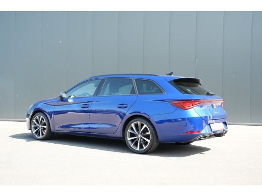 Seat Leon Sportstourer 1.5 TSI 150pk FR Business Intense Dodehoek detectie | Navigatie | Carplay | Lichtmet... ActivLease financial lease