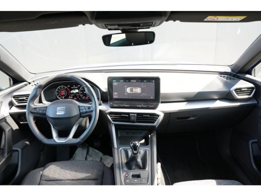 Seat Leon Sportstourer 1.5 TSI 150pk FR Business Intense Dodehoek detectie | Navigatie | Carplay | Lichtmet... ActivLease financial lease
