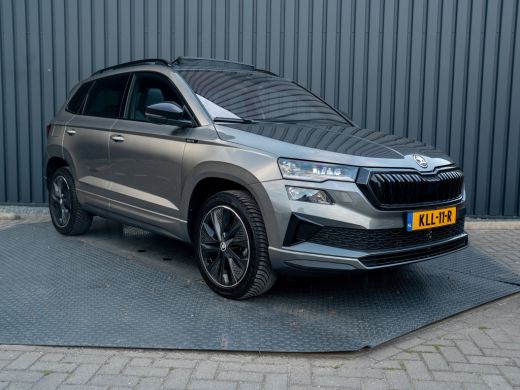 Skoda Karoq 1.5 TSI ACT Sportline Business | Panodak | Trekhaak wegkl. | Stoel geheugen | Leder | Prijs Rijkl... ActivLease financial lease