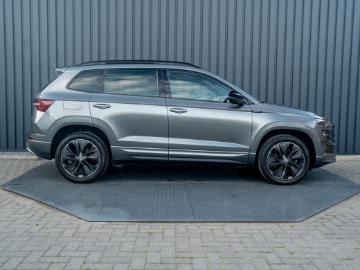 Skoda Karoq 1.5 TSI ACT Sportline Business | Panodak | Trekhaak wegkl. | Stoel geheugen | Leder | Prijs Rijkl... ActivLease financial lease