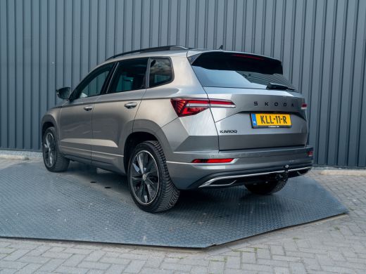 Skoda Karoq 1.5 TSI ACT Sportline Business | Panodak | Trekhaak wegkl. | Stoel geheugen | Leder | Prijs Rijkl... ActivLease financial lease